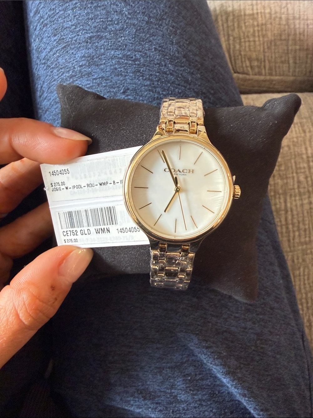 Coach Women's Gold and White Round Bracelet Watch
